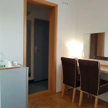 Jet Guest house Kastela