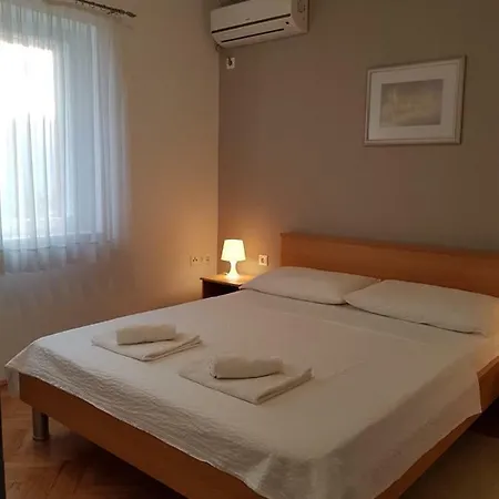 Jet 3*