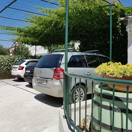 Jet Guest house