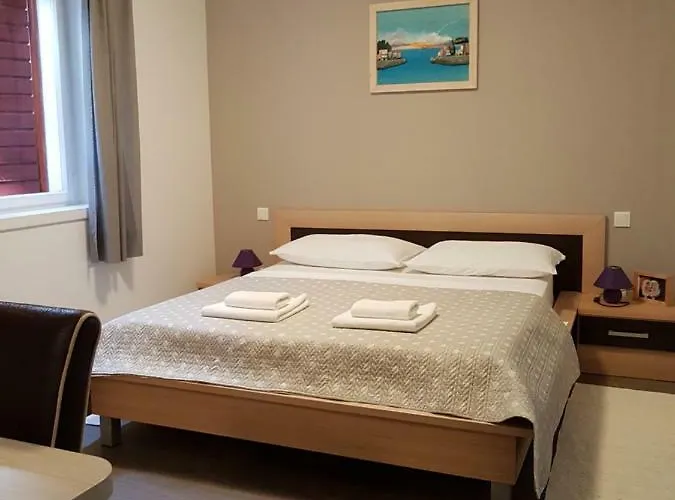 Jet Penzion Kaštela